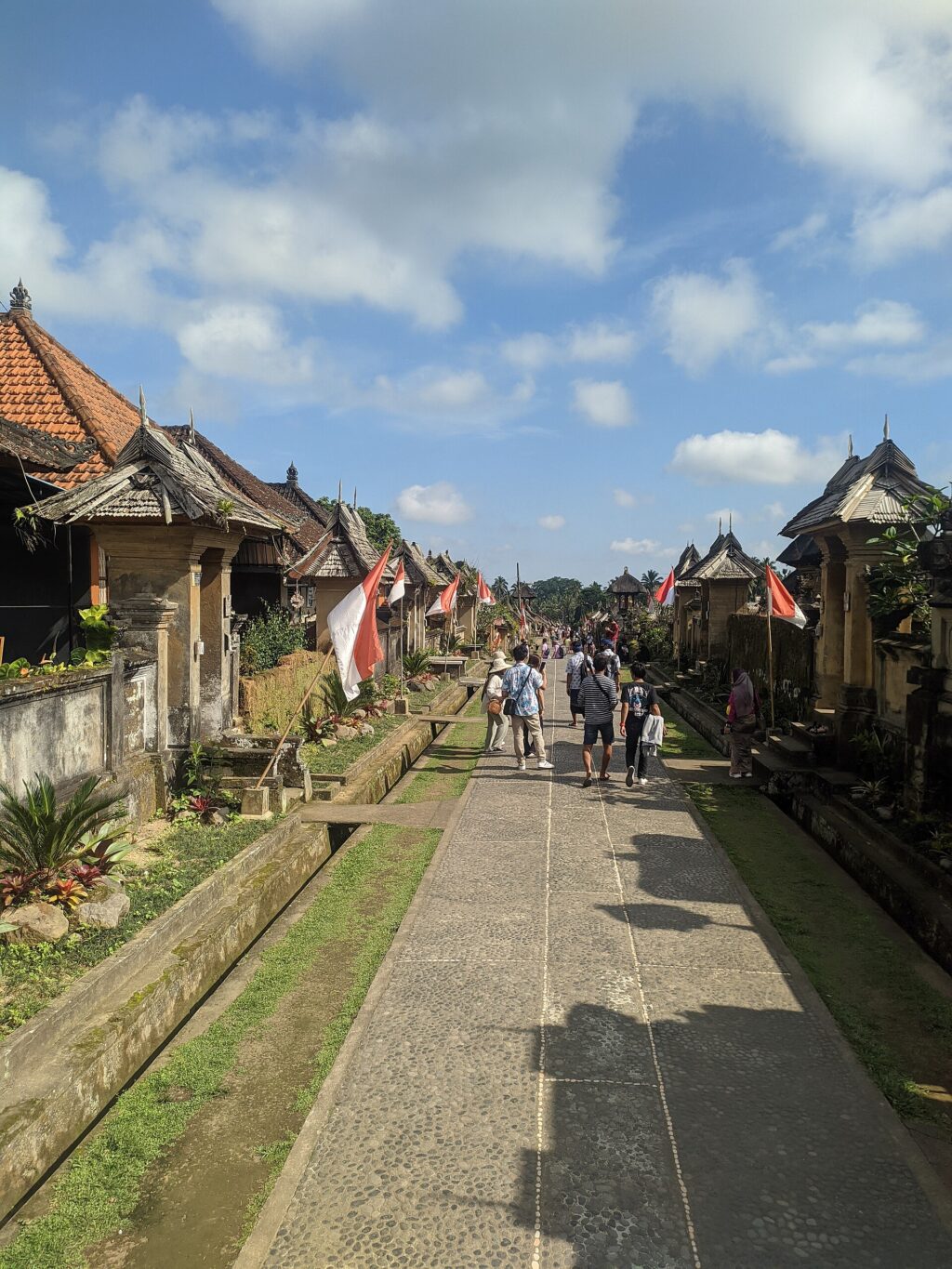 Jalan setapak di Desa Penglipuran, Bangli, Bali