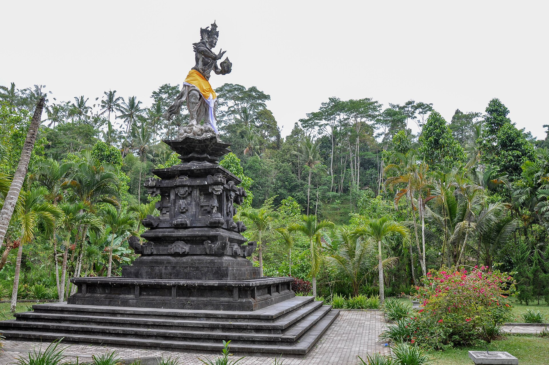 Pura Tirta Empul di Tampaksiring, Bali